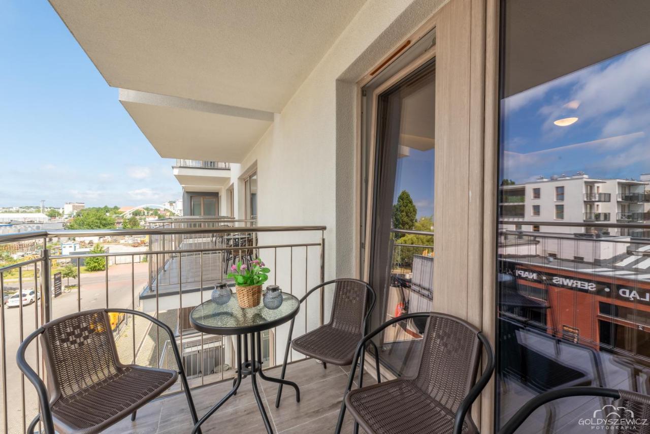 Horyzont Apartamenty - Kapitanski Mostek- Blisko Portu- Sniadania Kołobrzeg Exteriör bild