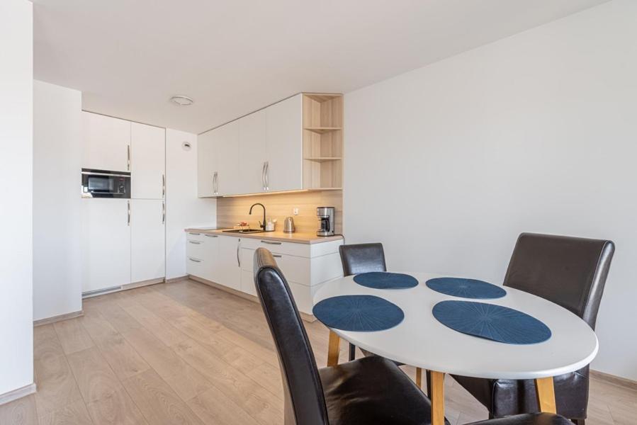 Horyzont Apartamenty - Kapitanski Mostek- Blisko Portu- Sniadania Kołobrzeg Exteriör bild