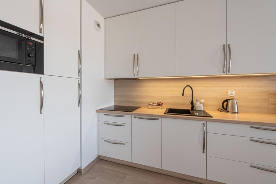Horyzont Apartamenty - Kapitanski Mostek- Blisko Portu- Sniadania Kołobrzeg Exteriör bild