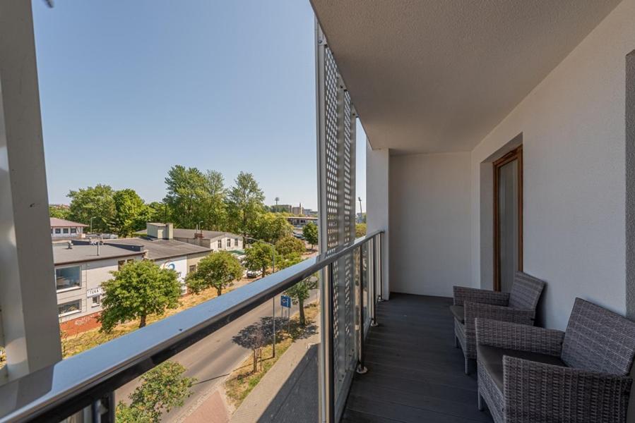 Horyzont Apartamenty - Kapitanski Mostek- Blisko Portu- Sniadania Kołobrzeg Exteriör bild