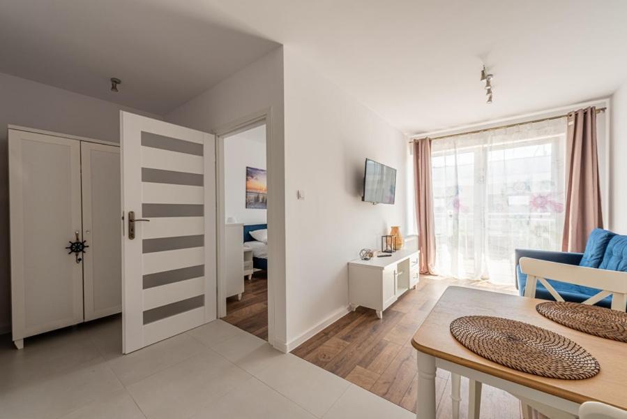 Horyzont Apartamenty - Kapitanski Mostek- Blisko Portu- Sniadania Kołobrzeg Exteriör bild